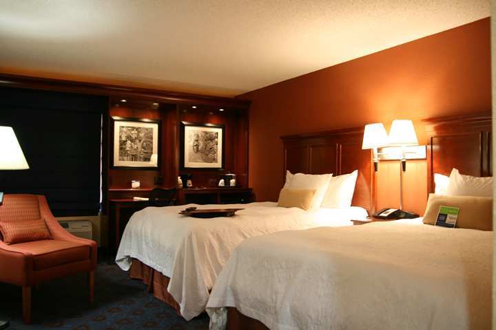 Hampton Inn Kansas City-Lee'S Summit Habitación foto